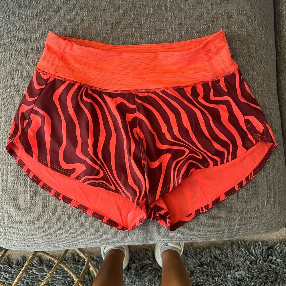 outdoor voices hudson 2.5 shorts